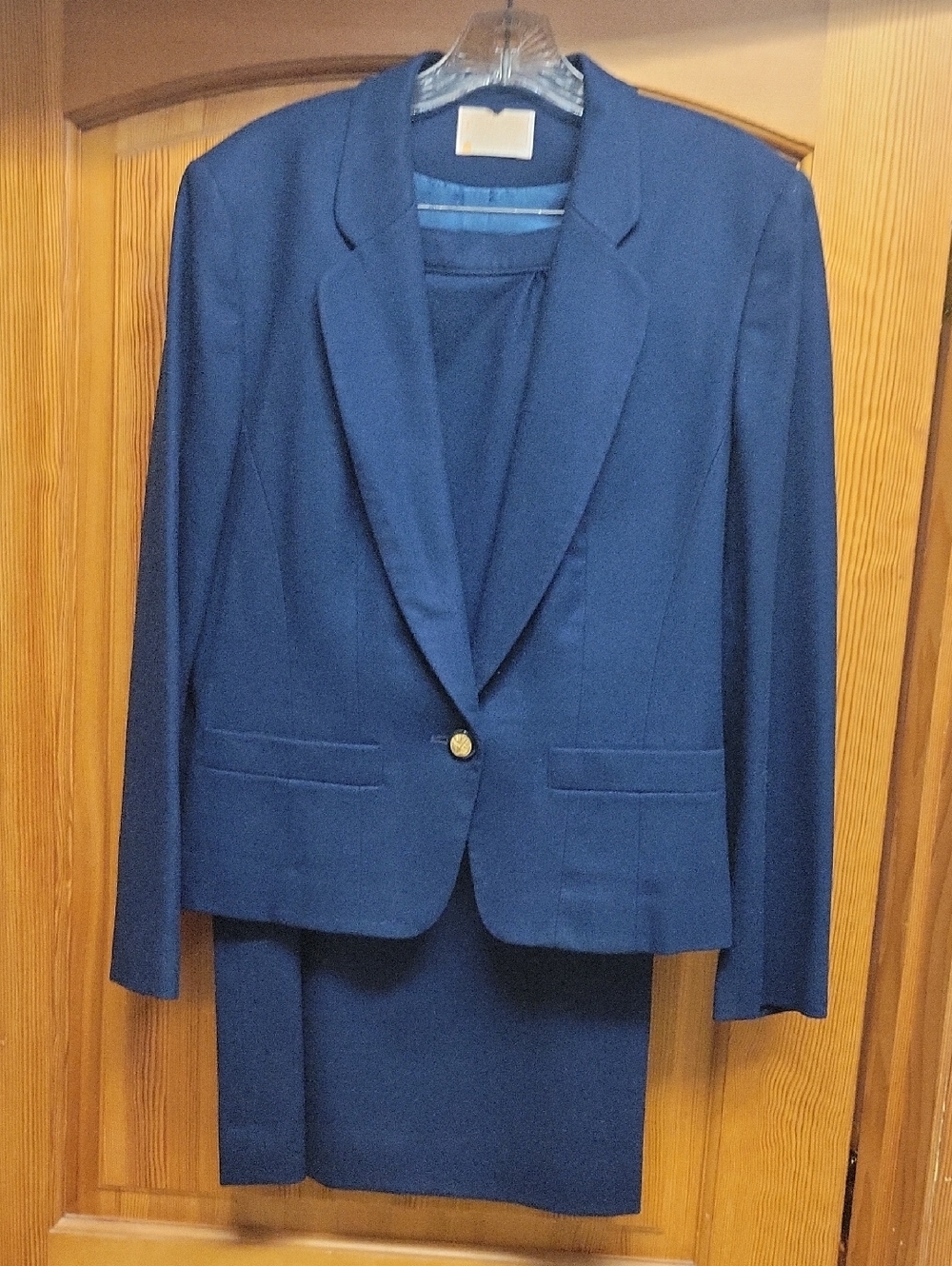 Pendleton Navy Blue Women's Skirt Suit - Single Button Blazer